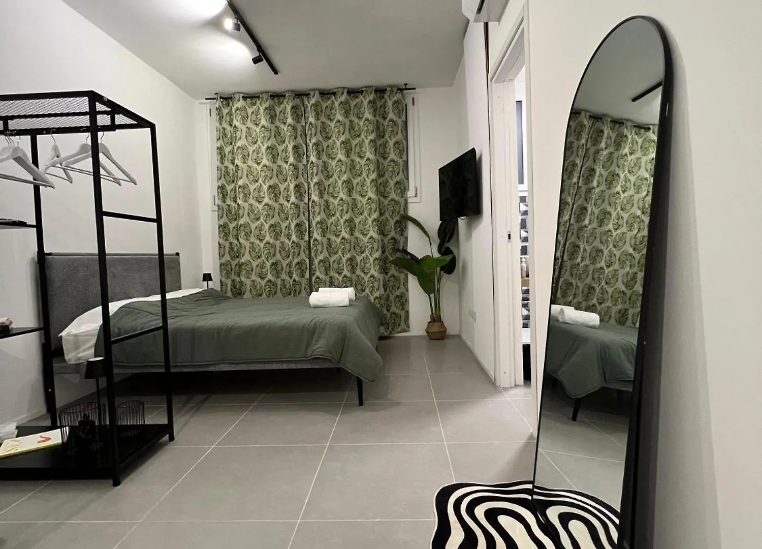 Room 12 Milano Milan