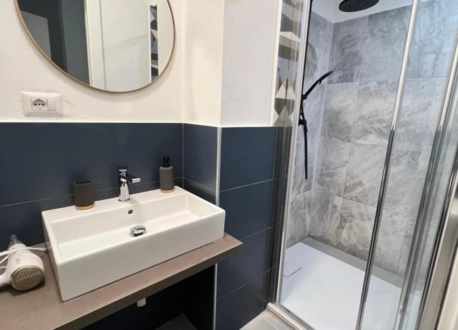 Guest house Room 12 Milano Italy